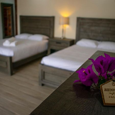 Entrevalle Hotel Boutique فالي دي جوادالوبي الغرفة الصورة